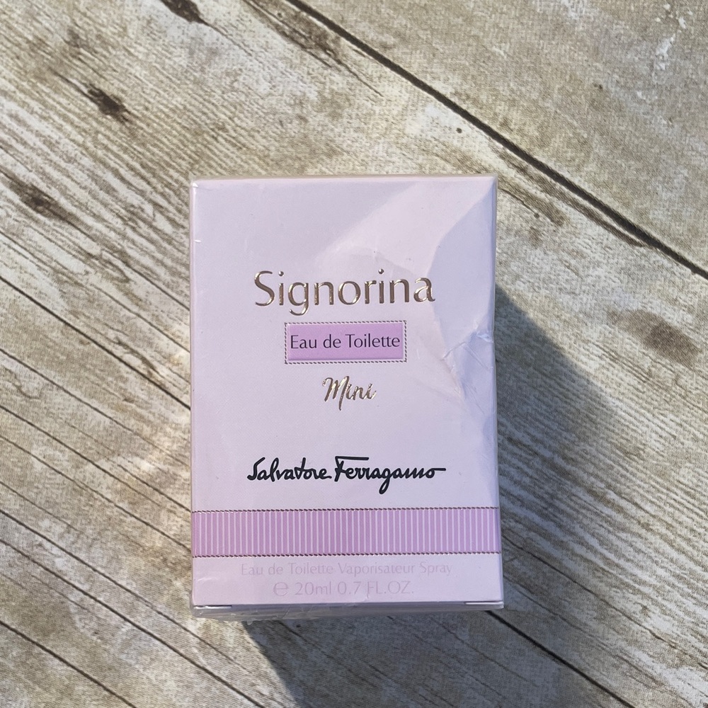 Salvatore Ferragamo Signorina Mini Eau de Toilette - Pink